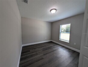 1269 Vanderway Ln in Lady Lake, FL - Building Photo - Building Photo