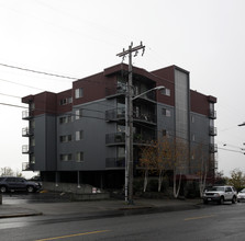 Triton Terrace in Seattle, WA - Foto de edificio - Building Photo