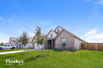 4231 Redford Valley Rd in Arcola, TX - Building Photo - Building Photo