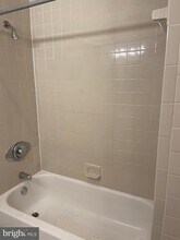 10401 Grosvenor Pl, Unit 328 in Rockville, MD - Building Photo - Building Photo