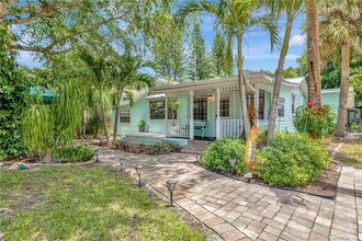 3003 SE River Terrace in Stuart, FL - Building Photo - Building Photo