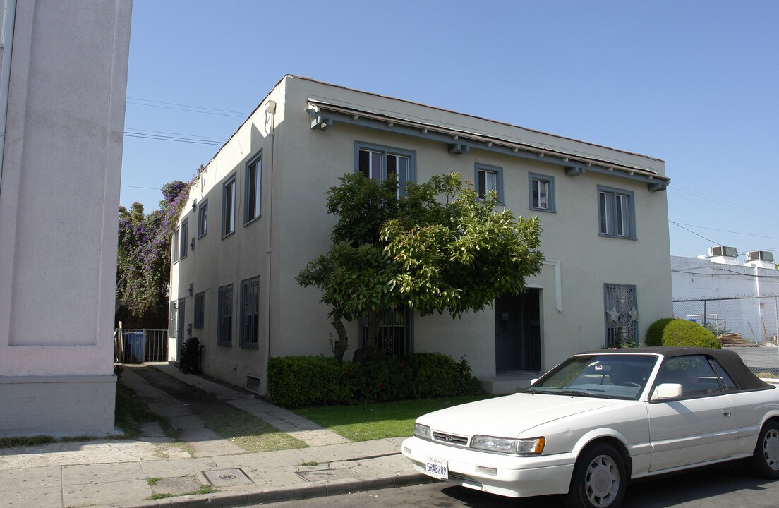 5323 Monroe St in Los Angeles, CA - Building Photo