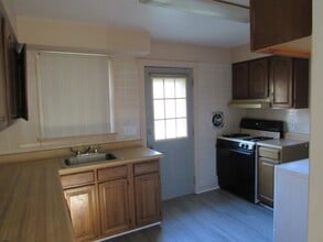 6304 Quinn Ave in Hamilton, NJ - Foto de edificio - Building Photo