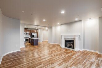 The Meridian Apartments in Salem, OR - Building Photo - Interior Photo