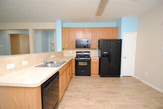 18410 Fair Grange Ln in Cypress, TX - Building Photo - Building Photo