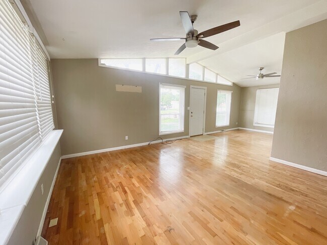 2600 Leroy Dr in Cape Girardeau, MO - Building Photo - Building Photo