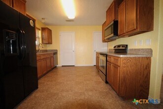 3003 Tarrant County Dr in Killeen, TX - Foto de edificio - Building Photo