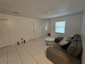 773 E Birchwood Cir in Kissimmee, FL - Building Photo - Building Photo
