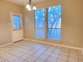 3726 Harvey Penick Dr in Round Rock, TX - Foto de edificio - Building Photo