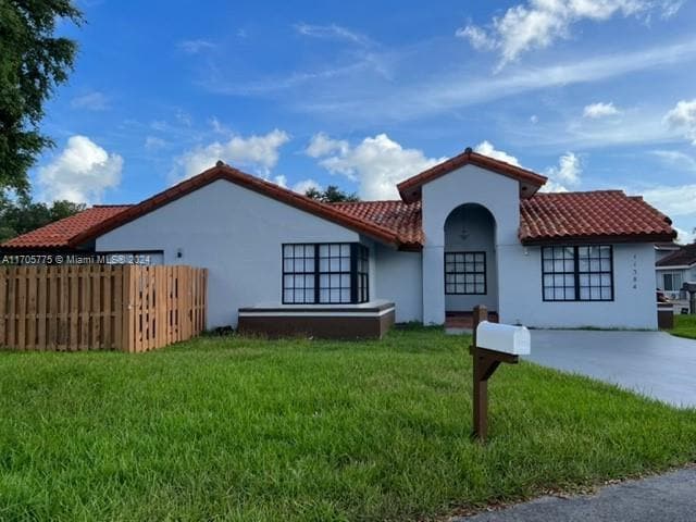 11384 SW 74th St in Miami, FL - Building Photo - Building Photo