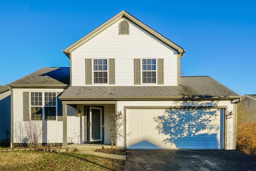 3294 Bellowind Dr in Reynoldsburg, OH - Foto de edificio