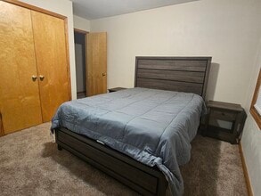 1502 Emerald Lake Cir, Unit 304 in Elizabeth City, NC - Building Photo - Building Photo