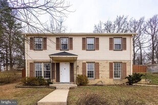 1875 Iverson St in Temple Hills, MD - Building Photo