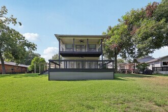 9918 Coldwater Cir in Dallas, TX - Building Photo - Building Photo