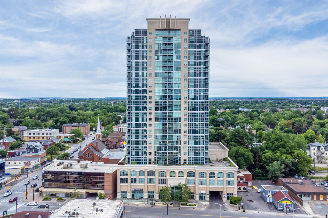 Brampton Renaissance Condos in Brampton, ON - Building Photo