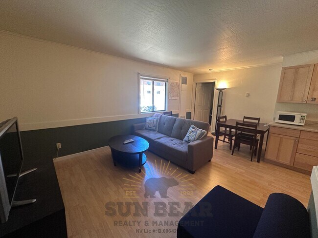 872 Tanager St in Incline Village, NV - Building Photo - Building Photo