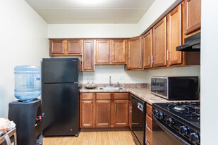 Frick Park Village Apartments