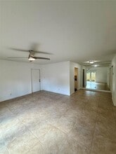 3061 NE 49th St, Unit 7 in Fort Lauderdale, FL - Building Photo - Building Photo