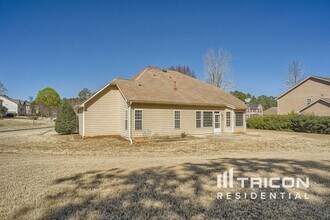 101 Kingston Ln in Canton, GA - Building Photo - Building Photo