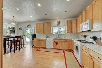 20758 E Maplewood Ln in Centennial, CO - Building Photo - Building Photo