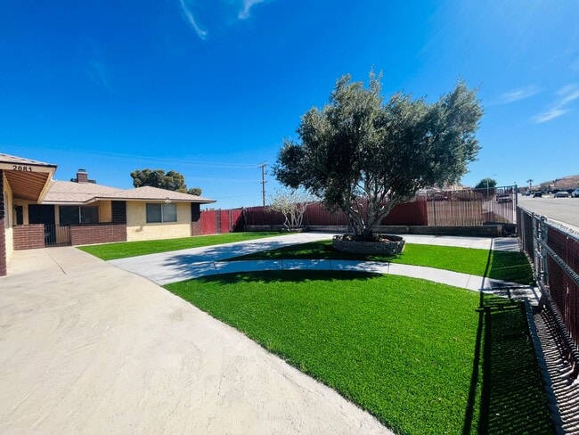 2081 Diamond Ave in Barstow, CA - Building Photo - Building Photo