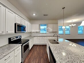 405 Pine Terrace Dr in Ruskin, FL - Foto de edificio - Building Photo