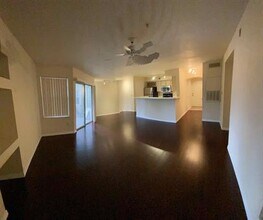 7360 Westpointe Blvd in Orlando, FL - Building Photo - Building Photo