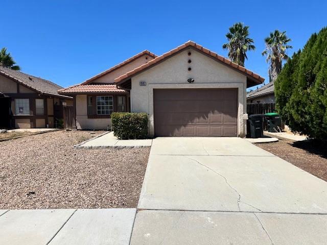 919 Ivy St in Hemet, CA - Building Photo