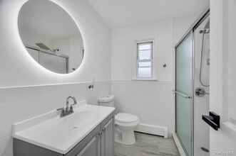 74-16 85th Rd in Queens, NY - Building Photo - Building Photo