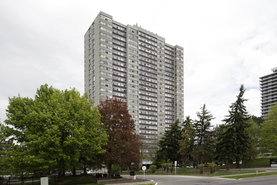 100 Antibes Dr in Toronto, ON - Building Photo