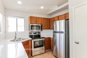 921 S Val Vista Dr in Mesa, AZ - Building Photo - Building Photo