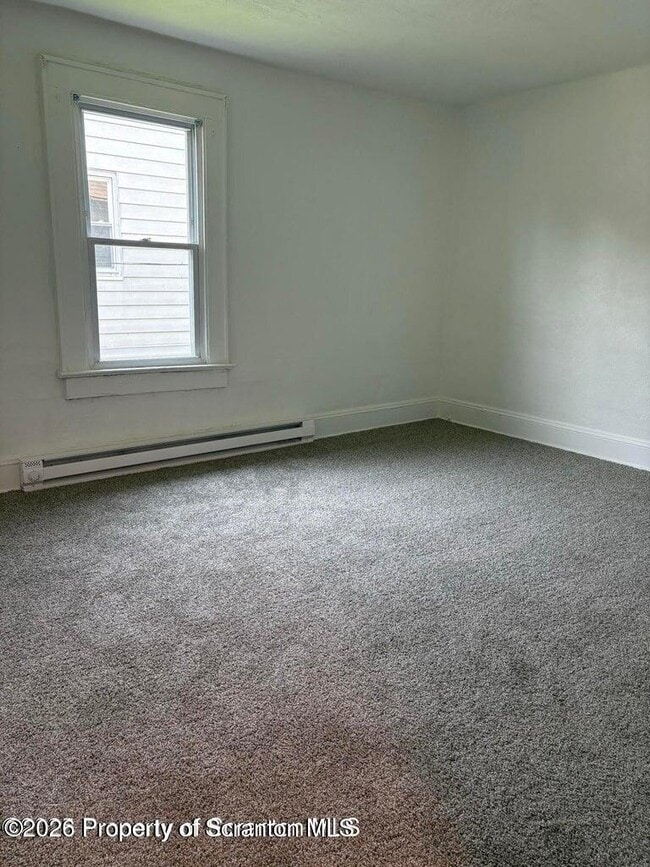 1017 Main St in Dickson City, PA - Building Photo - Building Photo