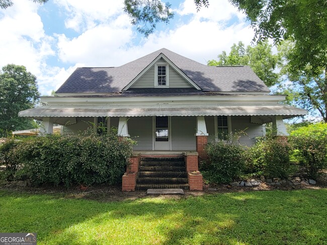 property at 355 Bill Rutledge Rd