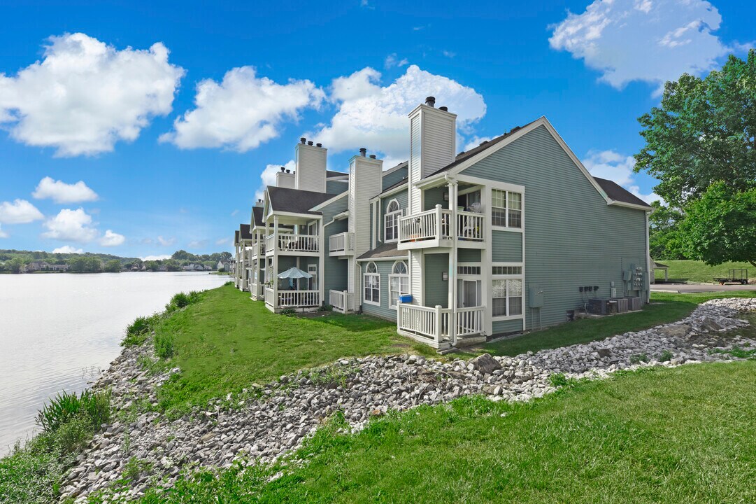 Loch Haven in Indianapolis, IN - Building Photo