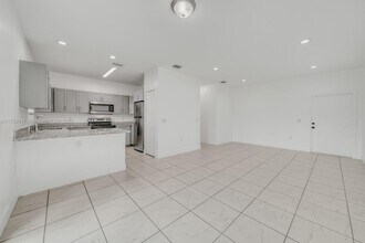 14708 NE 7th Ave-Unit -14708 in Miami, FL - Building Photo - Building Photo