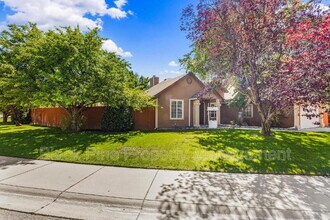 541 S Canvasback Way in Meridian, ID - Building Photo - Building Photo