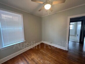 5072 Lindenwood Ave in St. Louis, MO - Building Photo - Building Photo