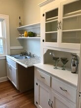 620 Eastern Pkwy in Louisville, KY - Building Photo - Building Photo