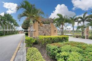 14626 SW 5th St in Pembroke Pines, FL - Building Photo - Building Photo