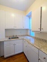 21 Thorndike St, Unit 1 in Somerville, MA - Building Photo - Building Photo