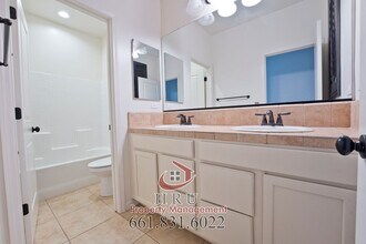 13024 Pemberley Passage Ave in Bakersfield, CA - Building Photo - Building Photo
