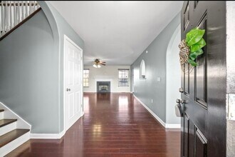 1354 Loren Circle in Clarksville, TN - Building Photo - Building Photo