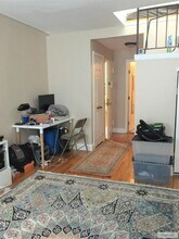 328 E 74th St in New York, NY - Building Photo - Building Photo