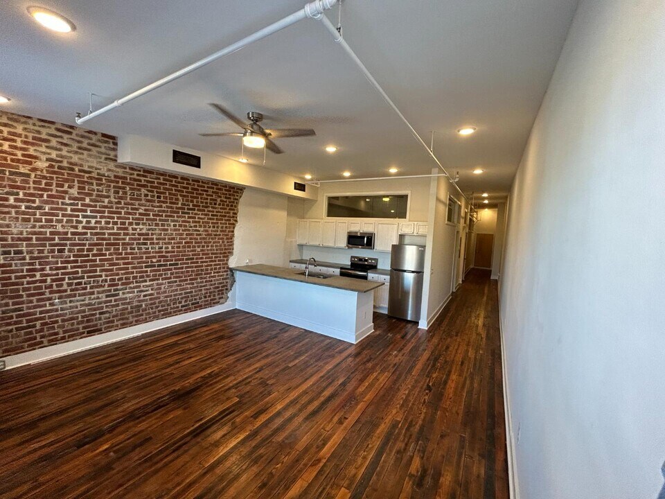 404 N Sycamore St in Petersburg, VA - Building Photo