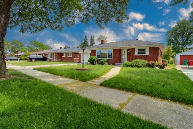 property at 16814 Veronica Ave