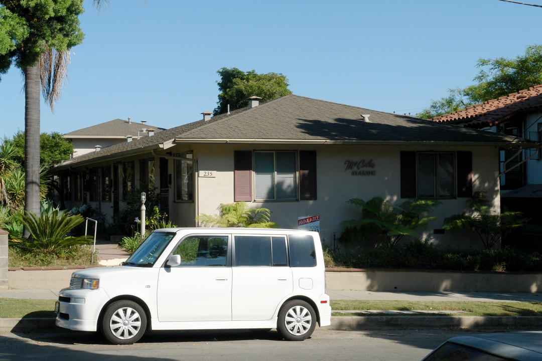 Mccolm Manor in Santa Barbara, CA - Building Photo