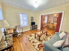 44 Sherman St in Burlington, VT - Building Photo