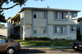 1204 E Imperial Ave in El Segundo, CA - Building Photo - Building Photo