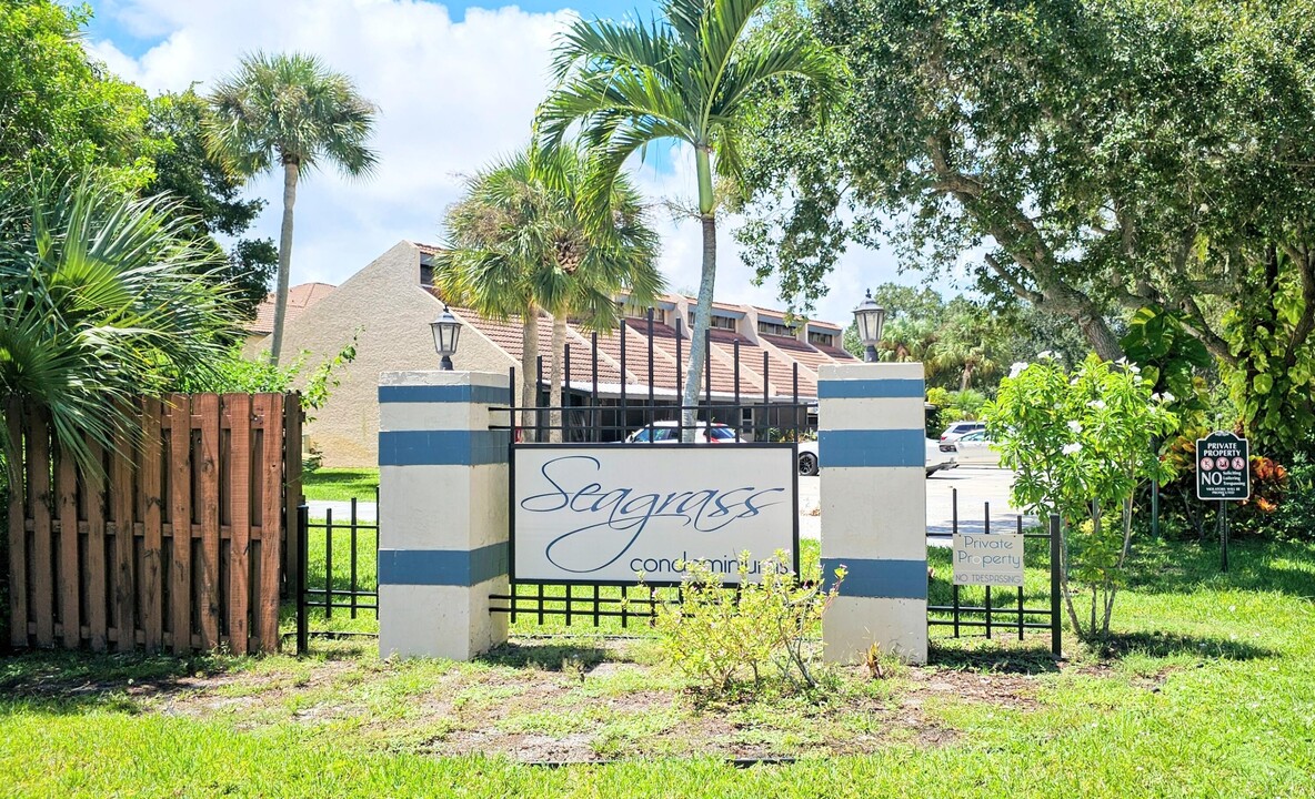 2482 SE Garden Terrace-Unit -508 in Port St. Lucie, FL - Building Photo