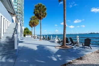 7931 East Dr in North Bay Village, FL - Building Photo - Building Photo